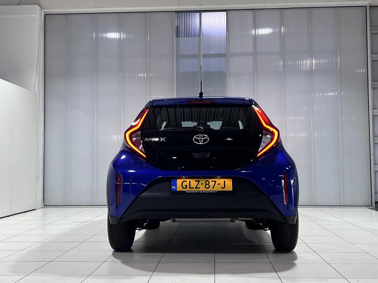 Toyota AYGO X 1.0 VVT-i MT Play | Dealer onderhouden | Apple carplay/anroid auto | All Season banden |