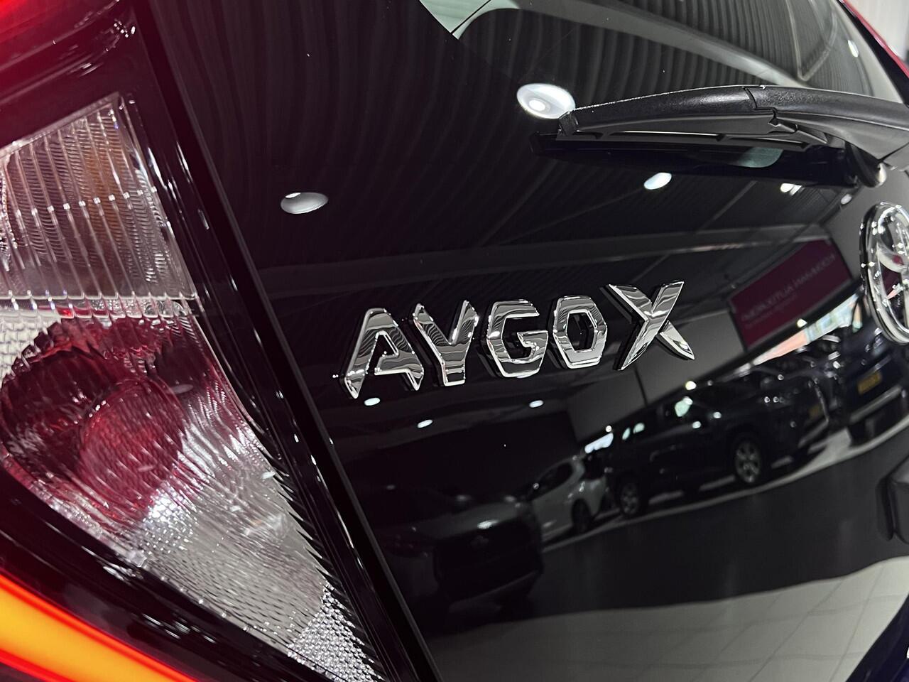 Toyota AYGO X 1.0 VVT-i MT Play | Dealer onderhouden | Apple carplay/anroid auto | All Season banden |