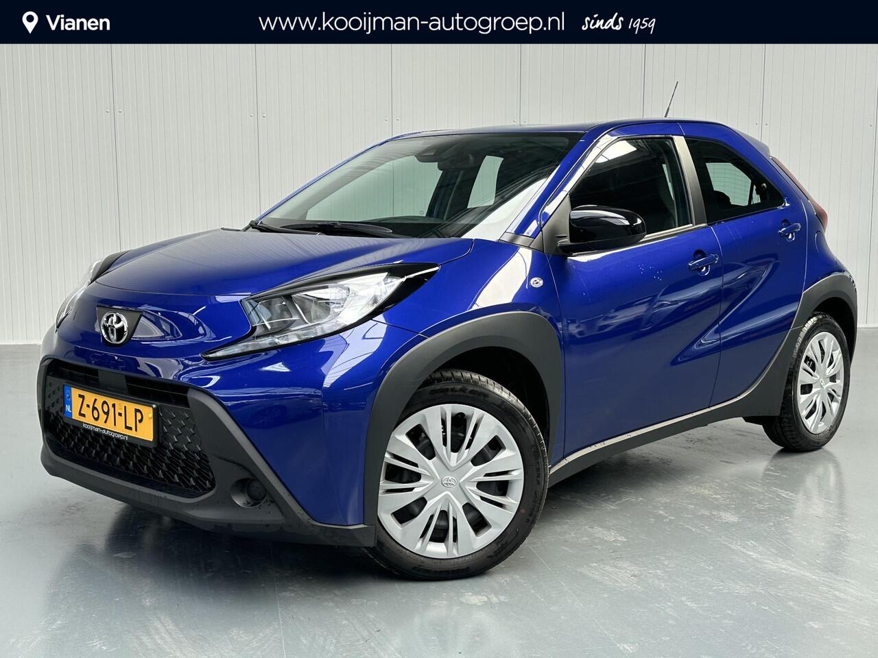 Toyota AYGO X 1.0 VVT-i MT Play