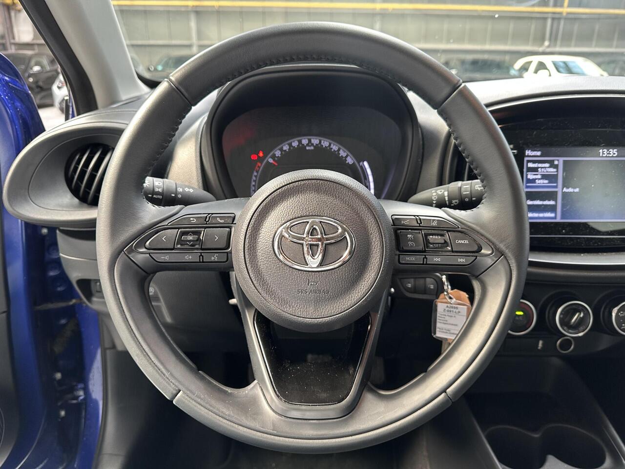 Toyota AYGO X 1.0 VVT-i MT Play