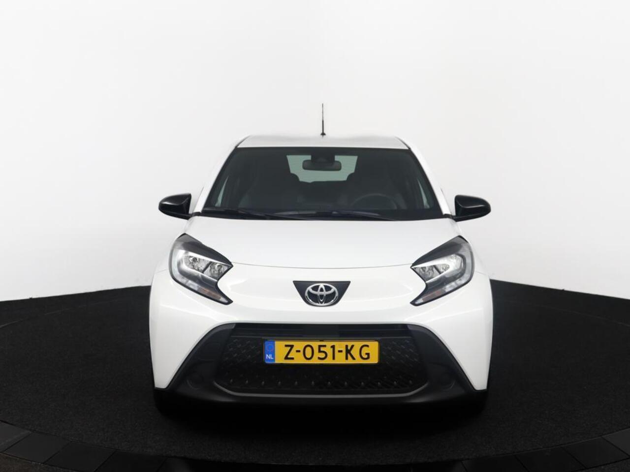 Toyota AYGO X 1.0 VVT-i MT Play | Apple carplay & Android Auto | Airconditioning | Achteruitrijcamera |