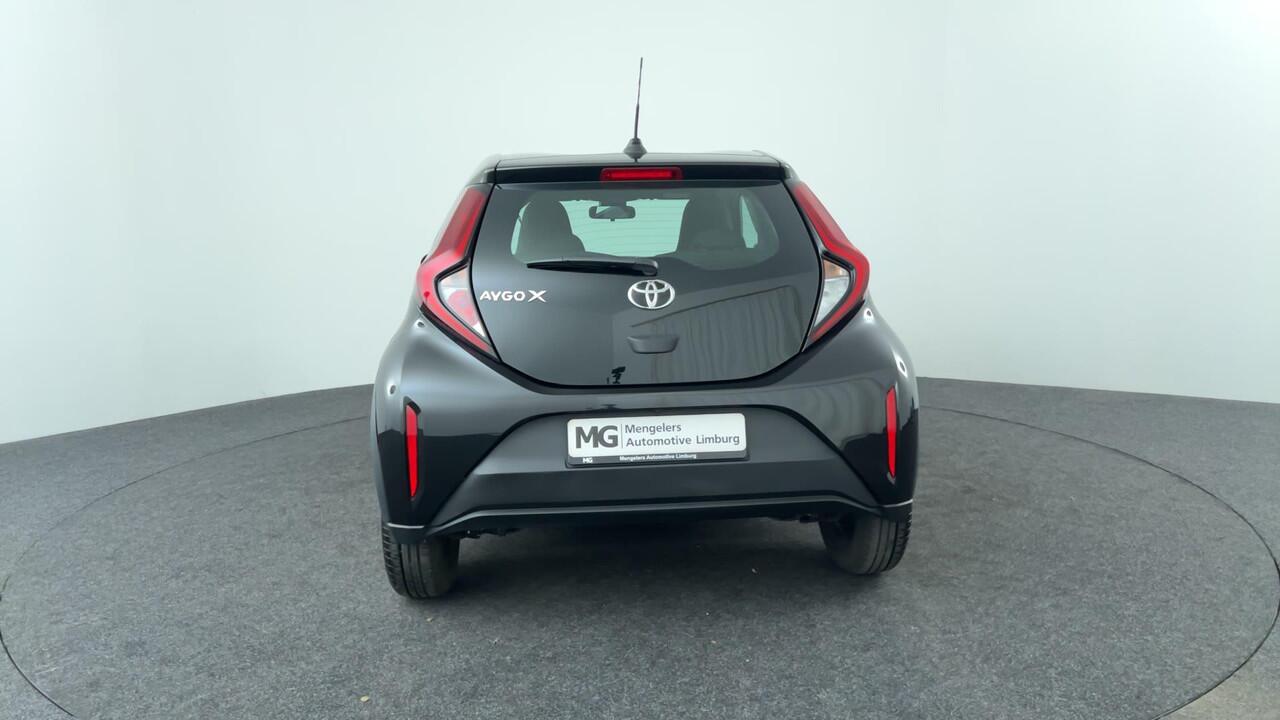 Toyota AYGO X 1.0 VVT-i MT Play