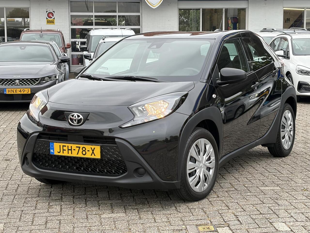 Toyota AYGO X 1.0 VVT-i MT Play 5 DEURS | CARPLAY | BOVAG !!