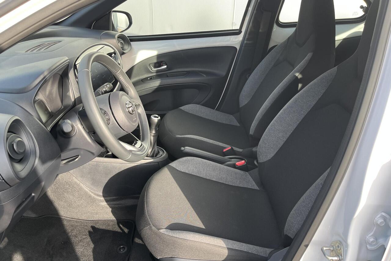 Toyota AYGO X 1.0 VVT-i MT Play | camera achter| Apple Carplay