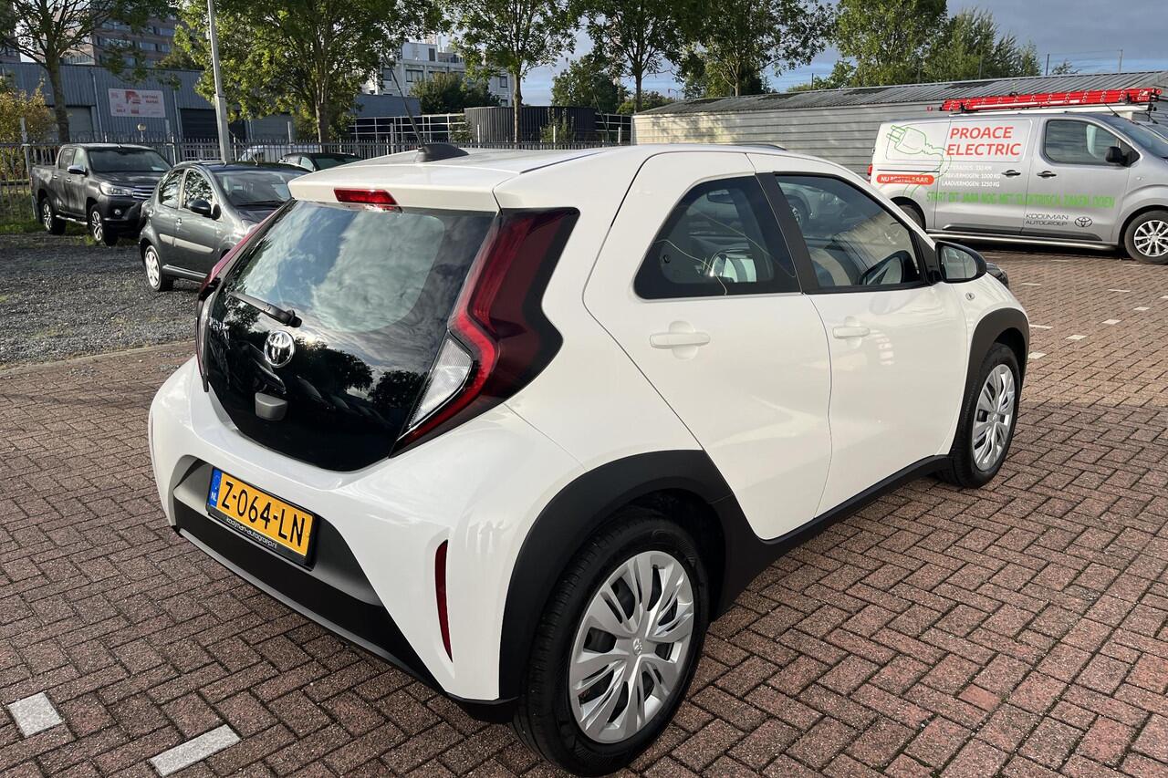 Toyota AYGO X 1.0 VVT-i MT Play | camera achter| Apple Carplay