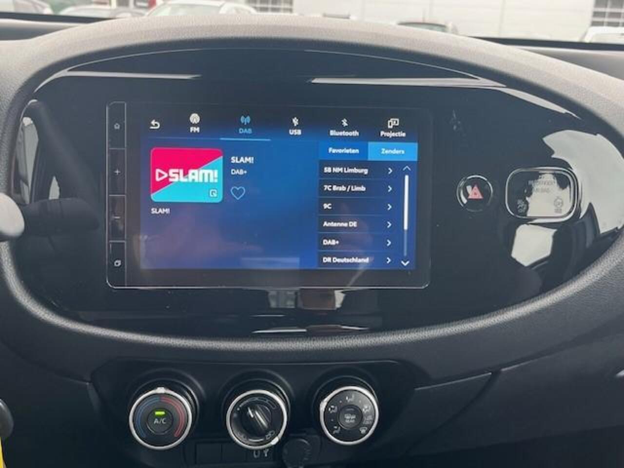 Toyota AYGO X 1.0 VVT-i MT Play | Rijklaar | BTWauto | Carplay/-AndroidAuto