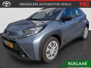 toyota-aygo-x-1.0-vvt-i-mt-play--r