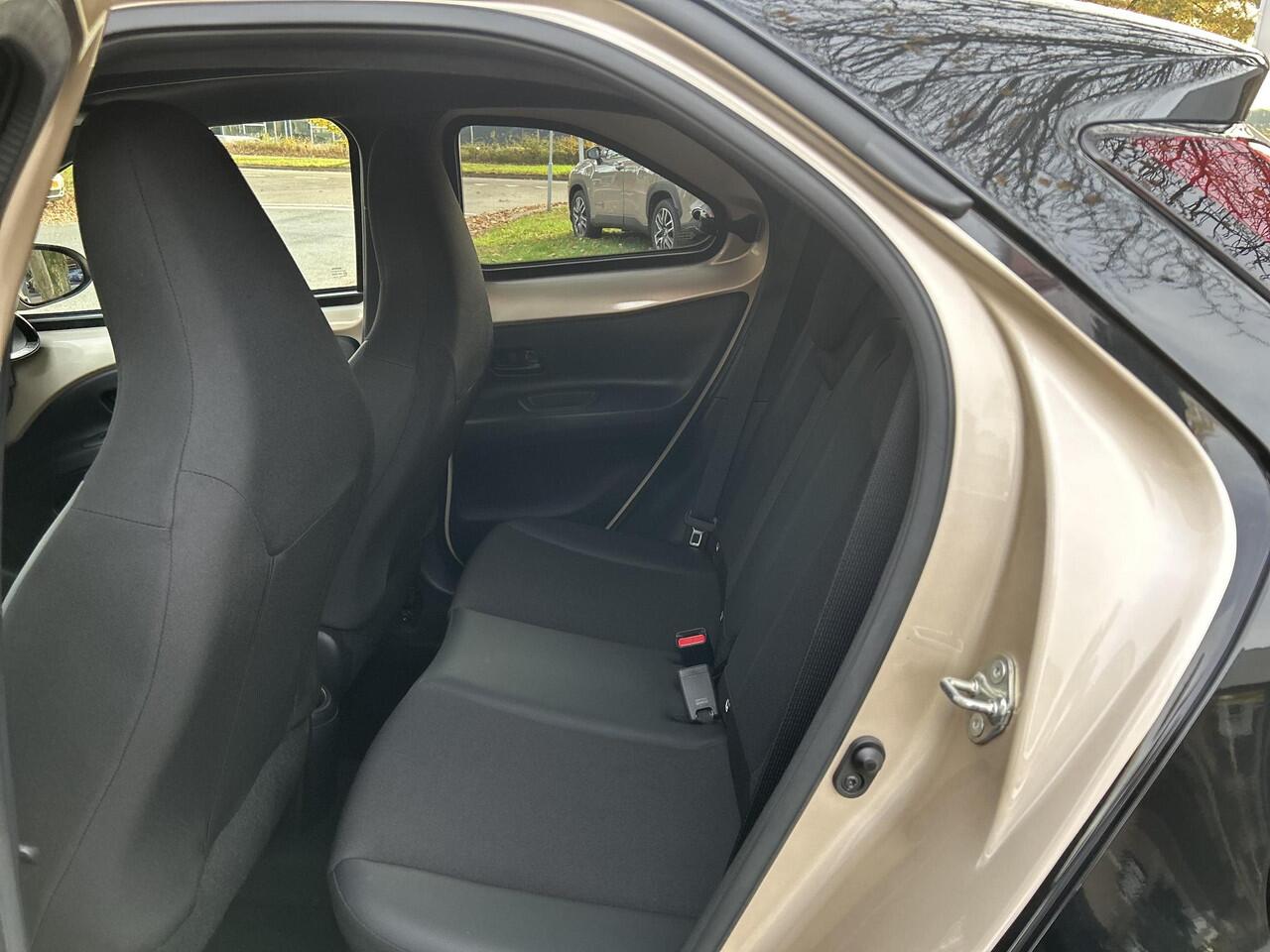 Toyota AYGO X 1.0 VVT-i MT Premium cabrio