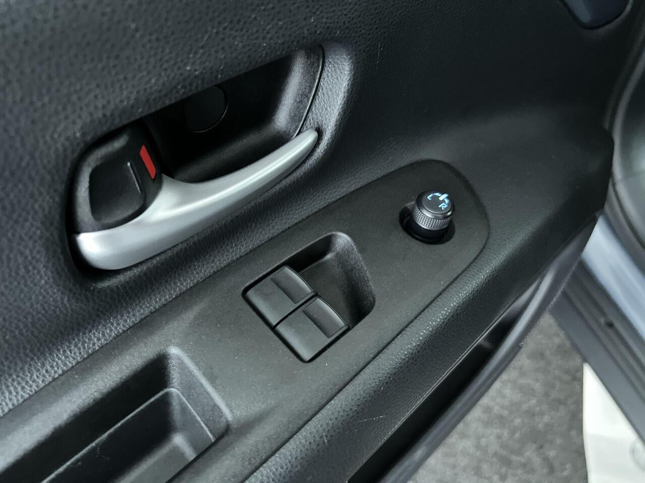 Toyota AYGO X 1.0 VVT-i MT Play | Rijklaar | P.cam | Apple-/Android Carplay