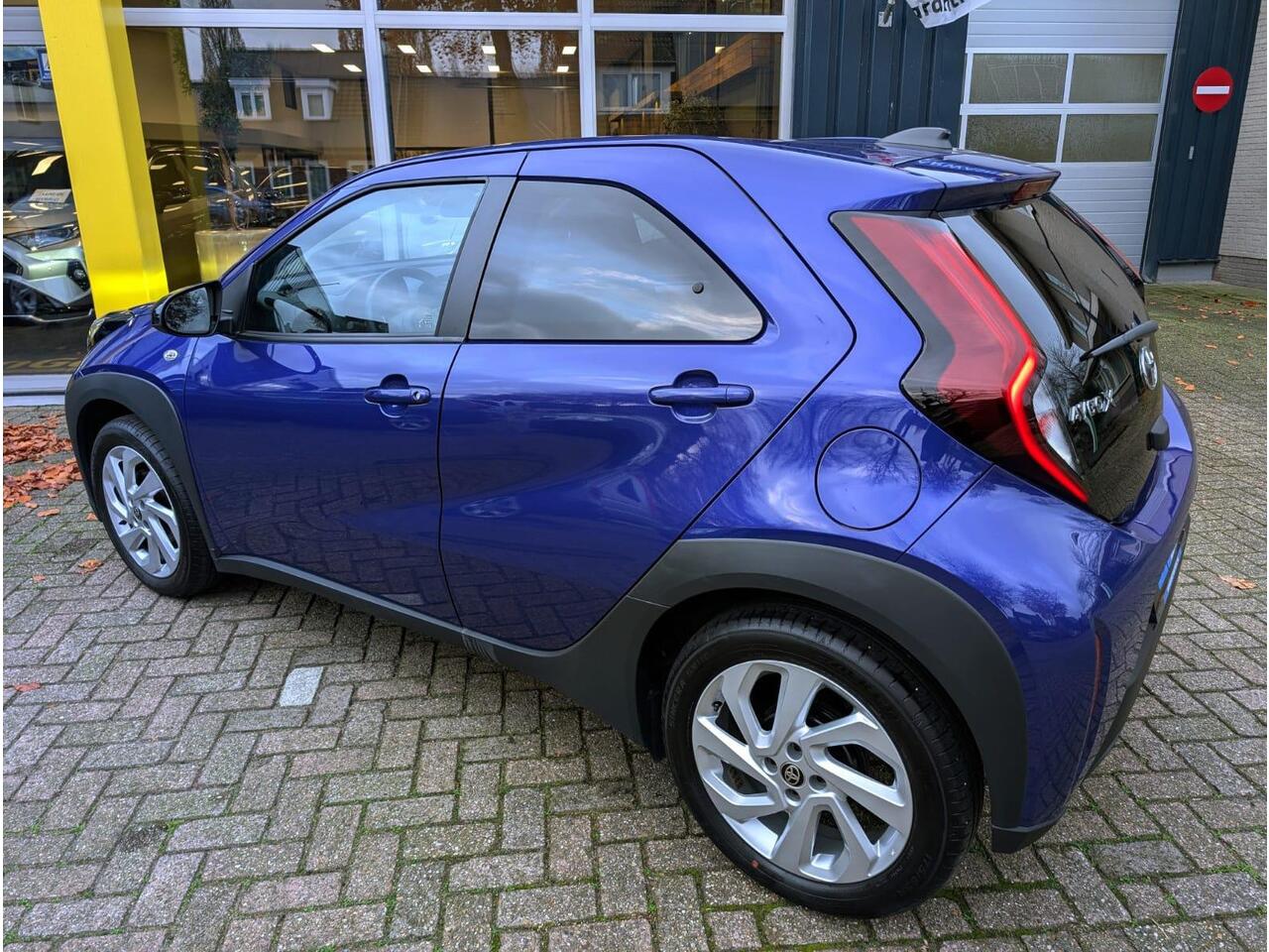 Toyota AYGO X 1.0 VVT-i MT first! All in prijs!