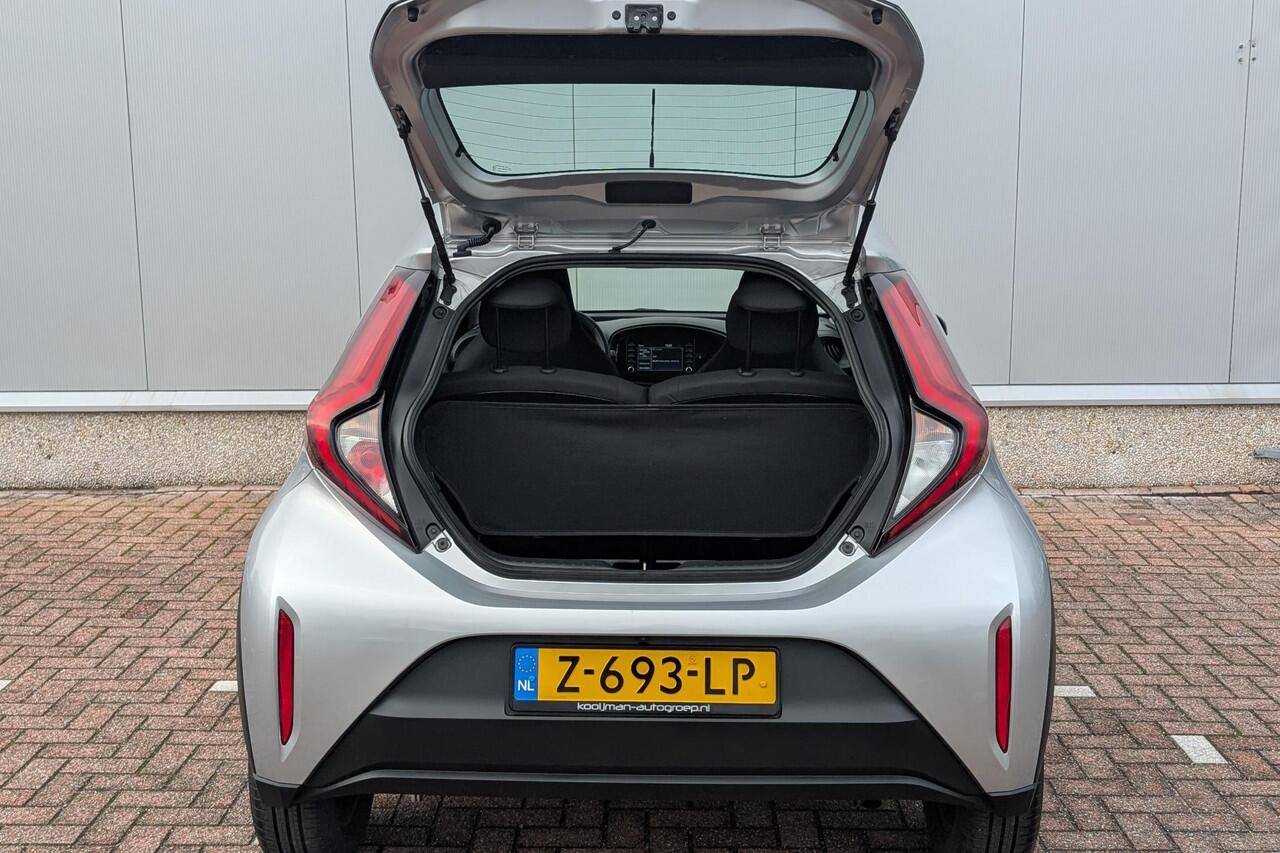 Toyota AYGO X 1.0 VVT-i MT Play Apple Carplay | Metallic lak | Achteruitrijcamera
