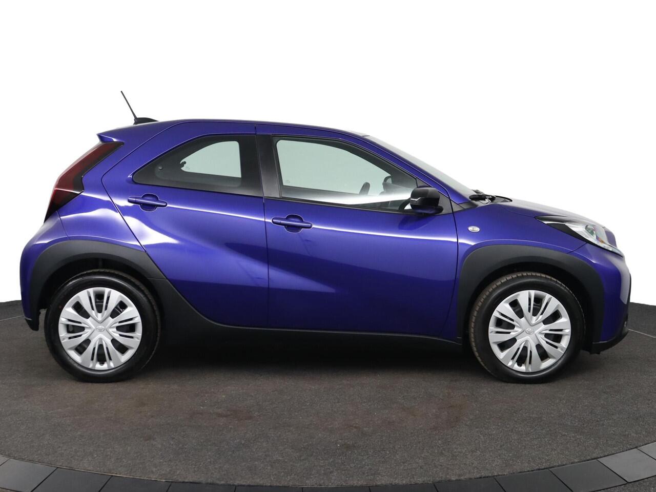 Toyota AYGO X 1.0 VVT-i MT Play | Airco | Apple carplay & Android auto |