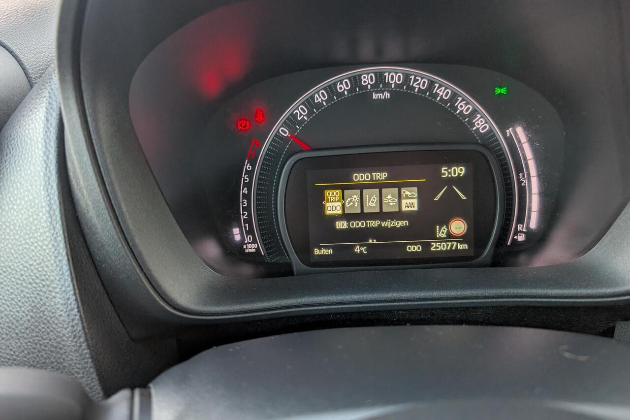 Toyota AYGO X 1.0 VVT-i MT Play |Apple CarPlay/Android Auto|Camera achter|Groot scherm