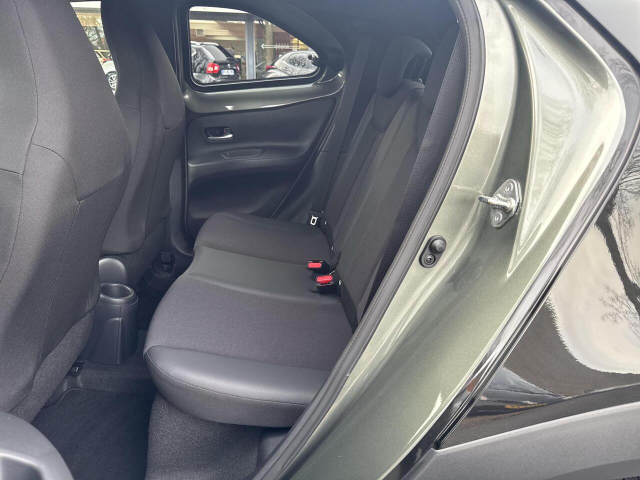 Toyota AYGO X 1.0 VVT-i S-CVT Premium | 06-10141018 Voor meer informatie