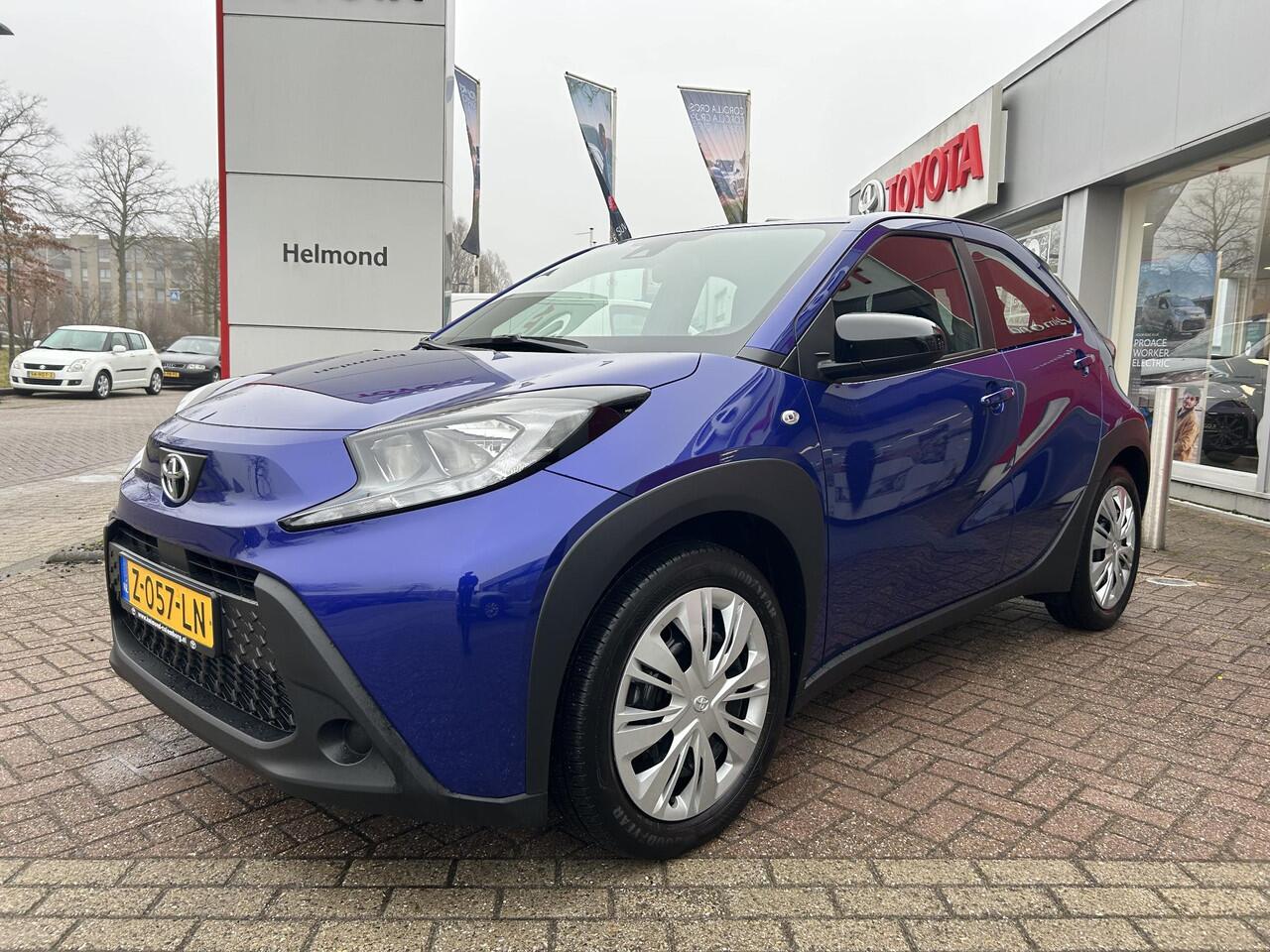 Toyota AYGO X 1.0 VVT-i MT Play Navigatie Apple CarPlay/Android Auto | Achteruitrij camera | Adaptieve cruise control | Dealer onderhouden |