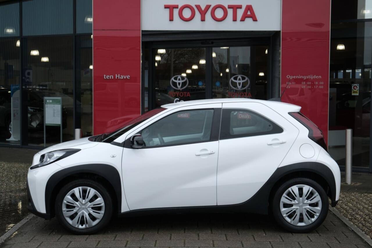 Toyota AYGO X 1.0 VVT-i MT 72PK Play | Apple CarPlay® & Android Auto(TM) | Airco