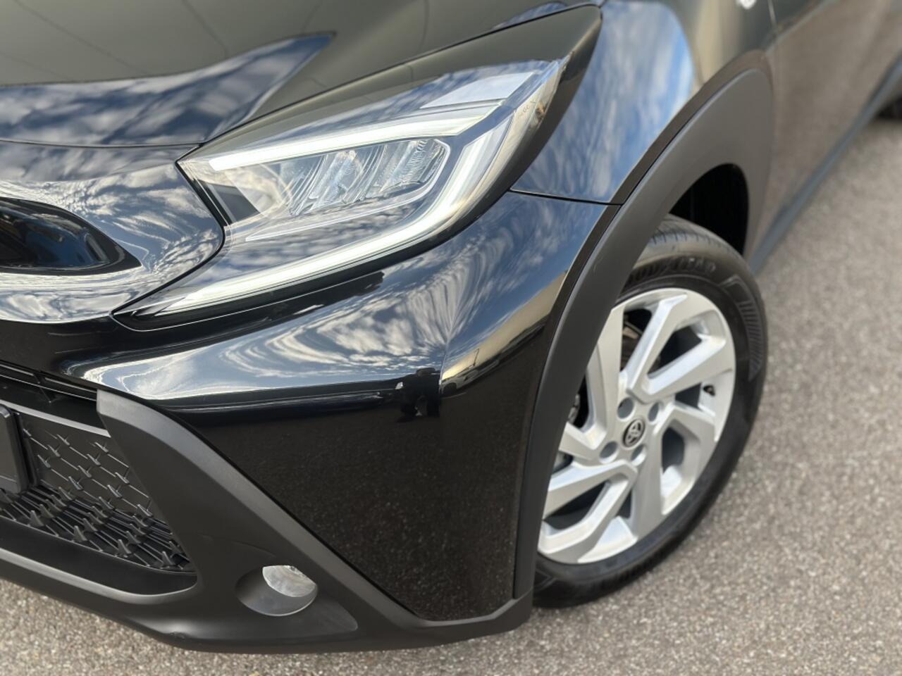 Toyota AYGO X 1.0 VVT-i MT First / Carplay / Camera / Stoelverwarming