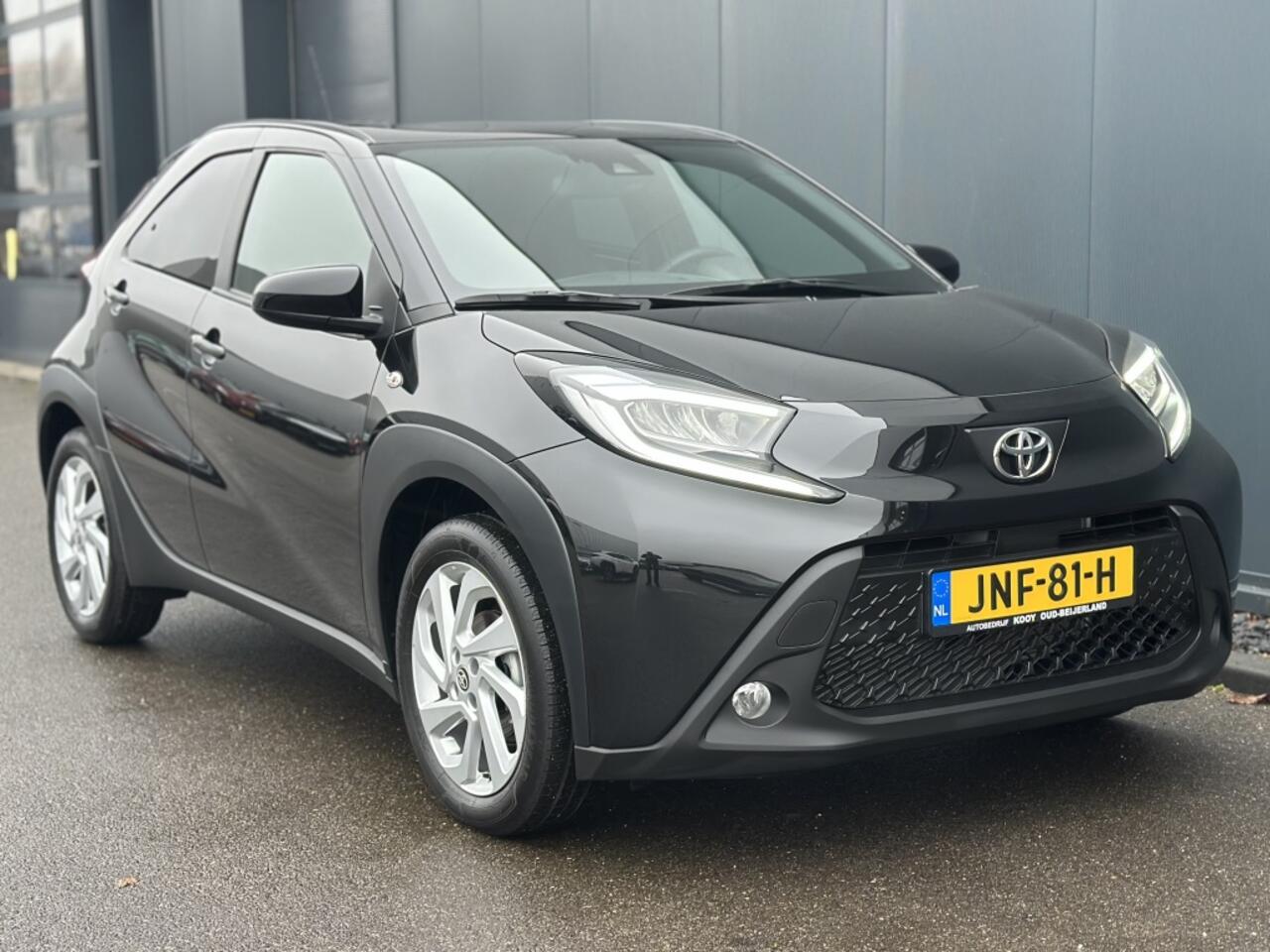 Toyota AYGO X 1.0 VVT-i MT First / Carplay / Camera / Stoelverwarming