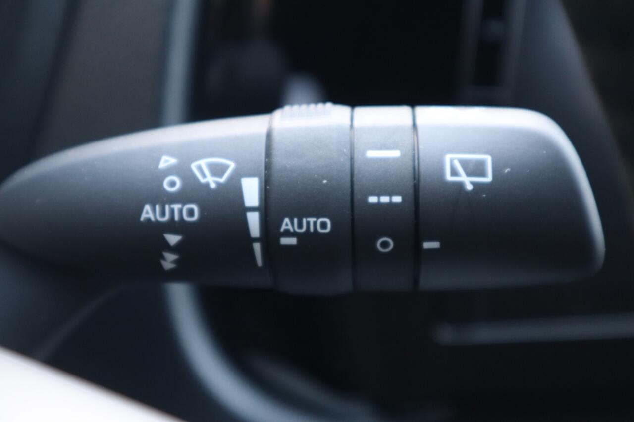 Toyota AYGO X 1.0 VVT-i MT Pulse Bi-tone | Carplay | Climate Control