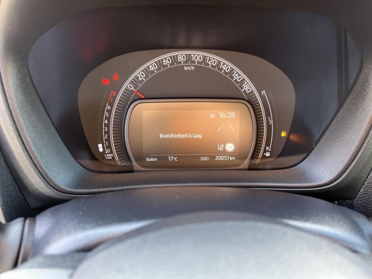 Toyota AYGO X 1.0 VVT-i Play, optioneel: Ramaker Black Edition, ¤2.000.-