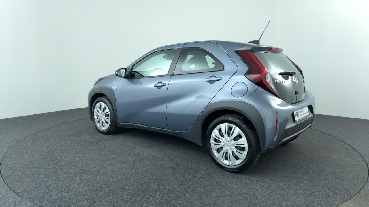Toyota AYGO X 1.0 VVT-i MT Play