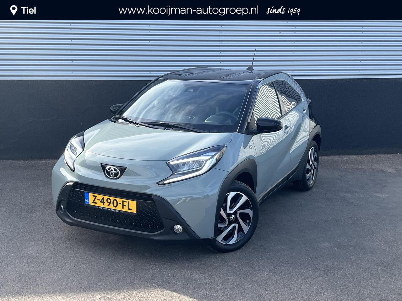 Toyota AYGO X 1.0 VVT-i MT Pulse 1e eign. NL-auto, BTW-auto, AppleCarplay/AndroidAuto LED, Navigatie, Achteruitrijcamera, LMV, Smart Key