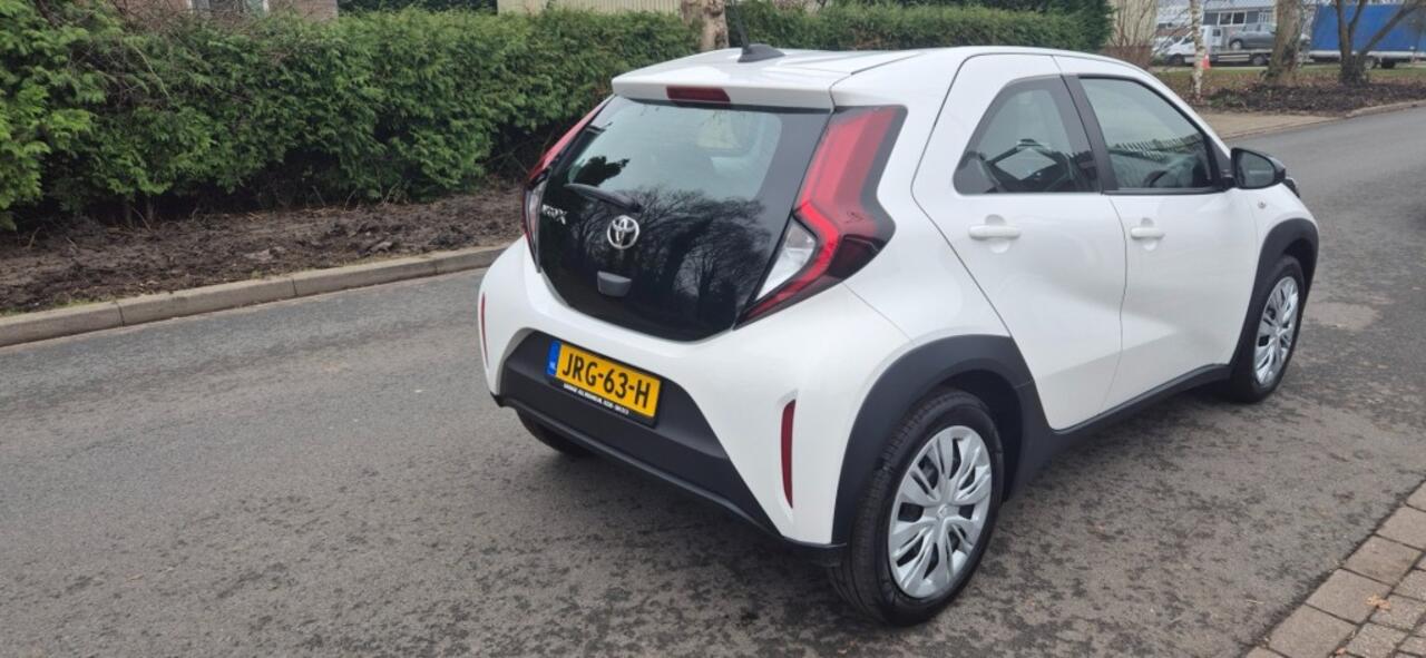 Toyota AYGO 1.0 VVt-I MT Play*camera*apple/android*stoelverw.