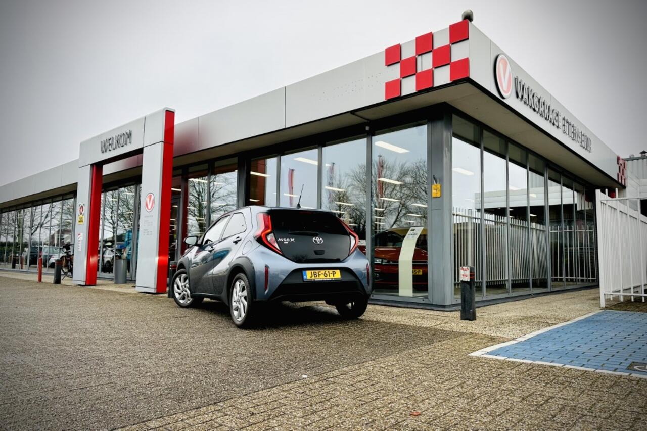 Toyota AYGO X 1.0 VVT-i MT Pulse | CAMERA | ADAPTIEVE CRUISE | STOELVERWARMING