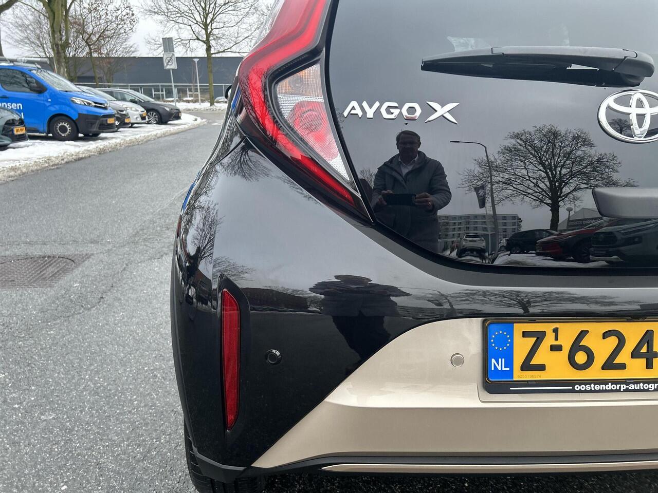 Toyota AYGO X 1.0 VVT-i S-CVT Premium