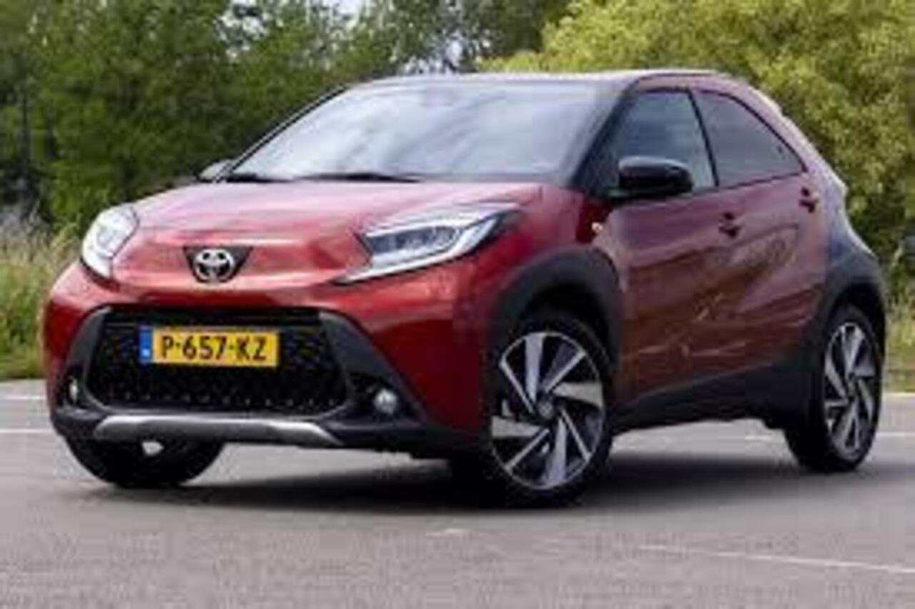 Toyota AYGO X Hybrid 115 pulse