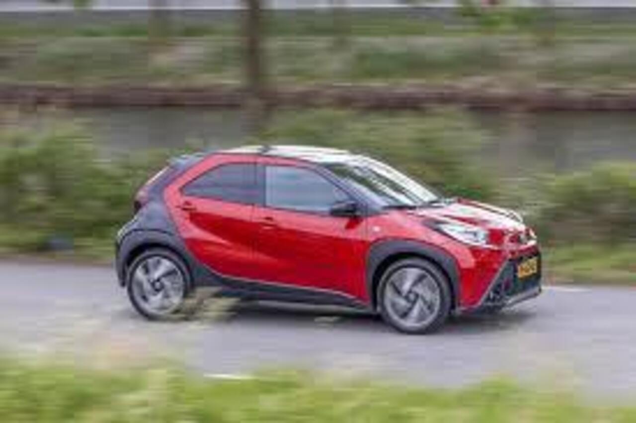 Toyota AYGO X Hybrid 115 pulse