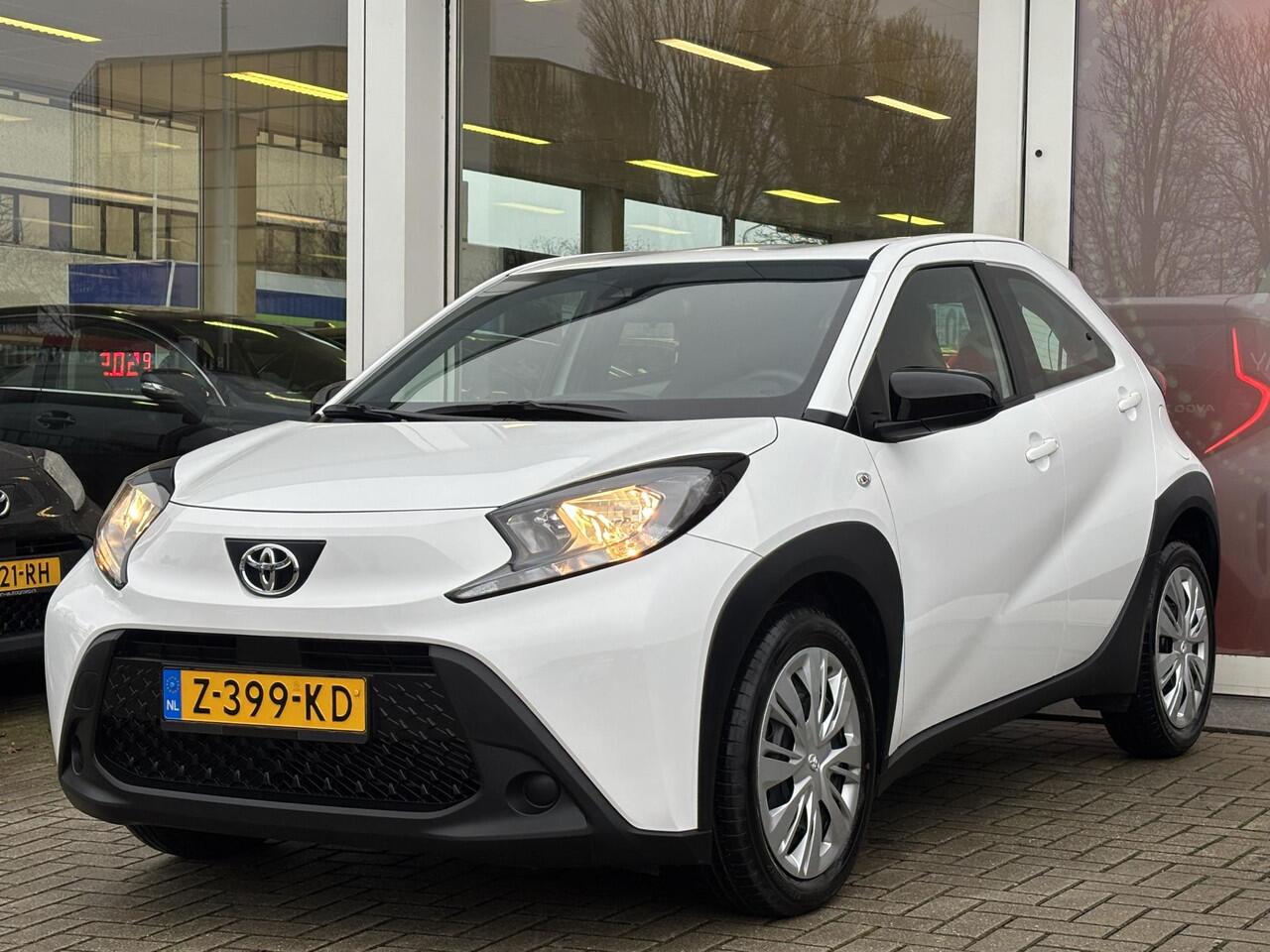 Toyota AYGO X 1.0 VVT-i S-CVT Play Apple CarPlay/Android Auto | Camera | Cruise Controle | Toyota garantie tot 2034!