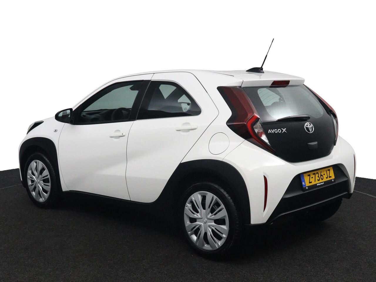 Toyota AYGO X 1.0 VVT-i MT Play | Parkeer Camera | Adaptieve Cruise control | Apple Carplay |