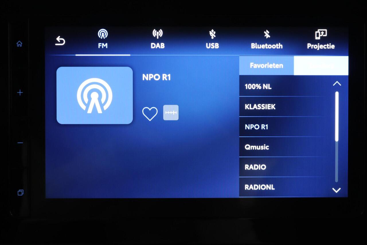 Toyota AYGO X 1.0 VVT-i MT Play | Adaptive Cruise Control | Achteruitrijcamera | Airco | Apple Carplay | Android Auto |