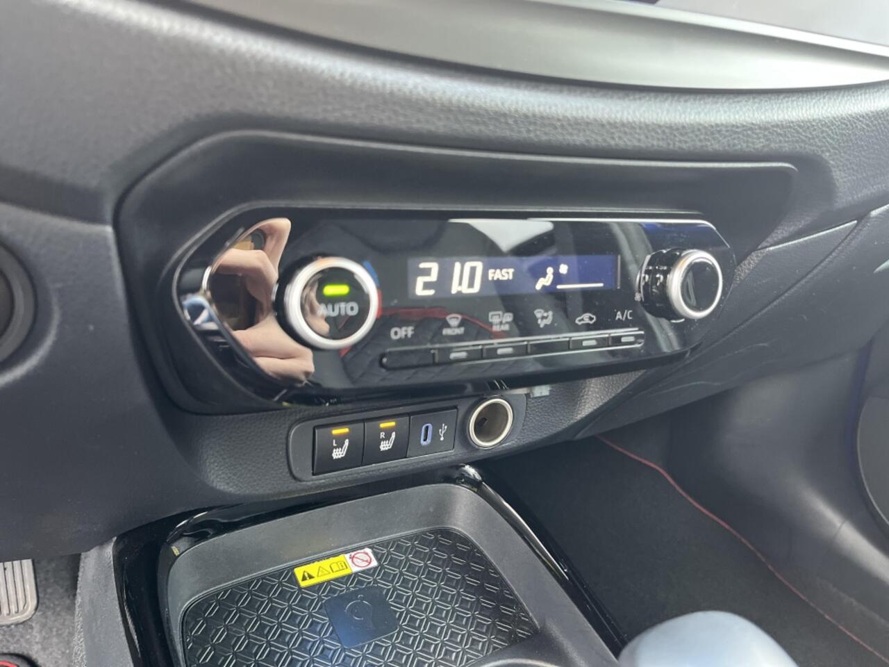 Toyota AYGO X 1.0 VVT-i S-CVT Premium