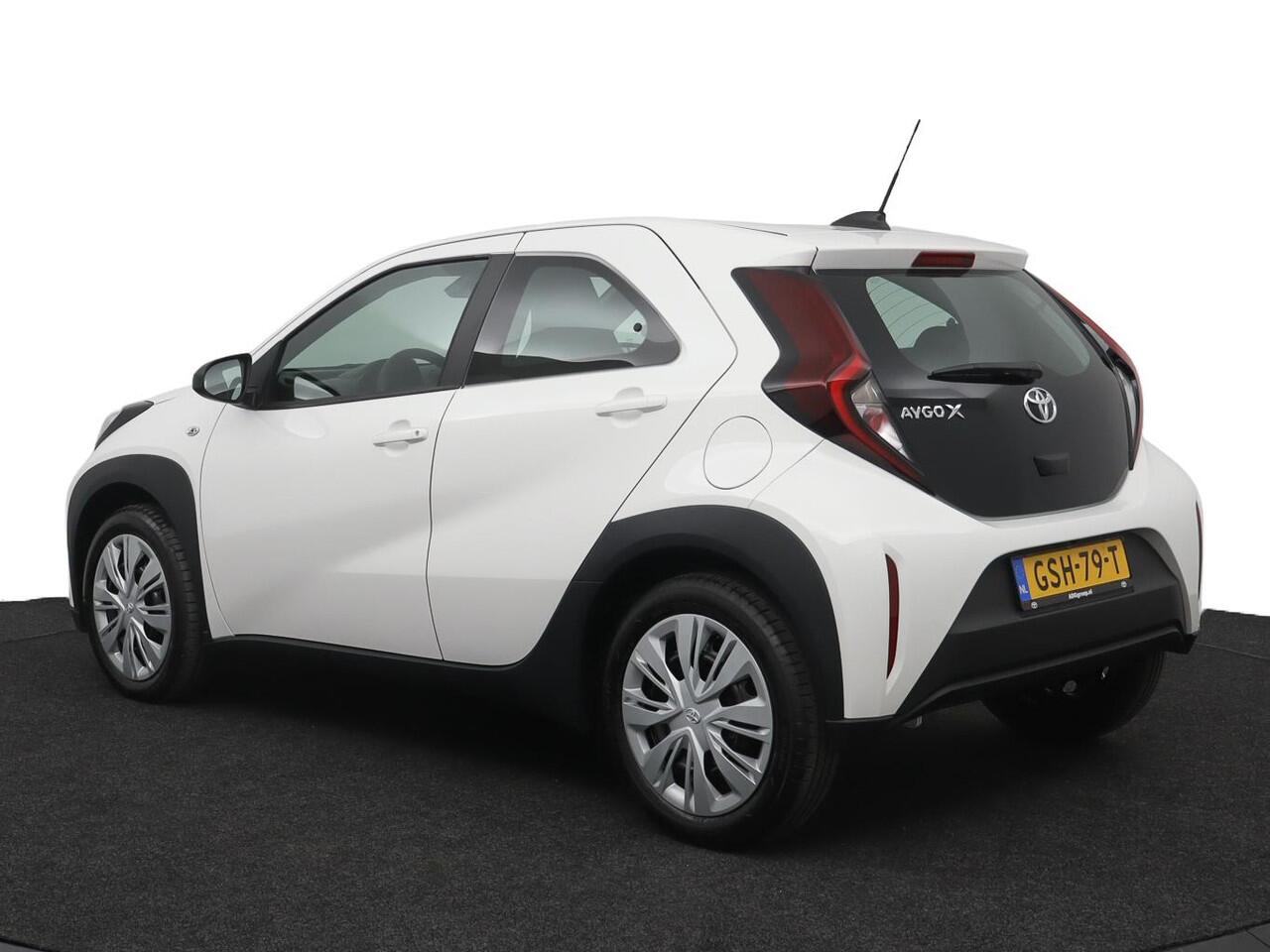 Toyota AYGO X 1.0 VVT-i S-CVT Play | Automaat | 799 km | Airco | Apple carplay -Android auto |