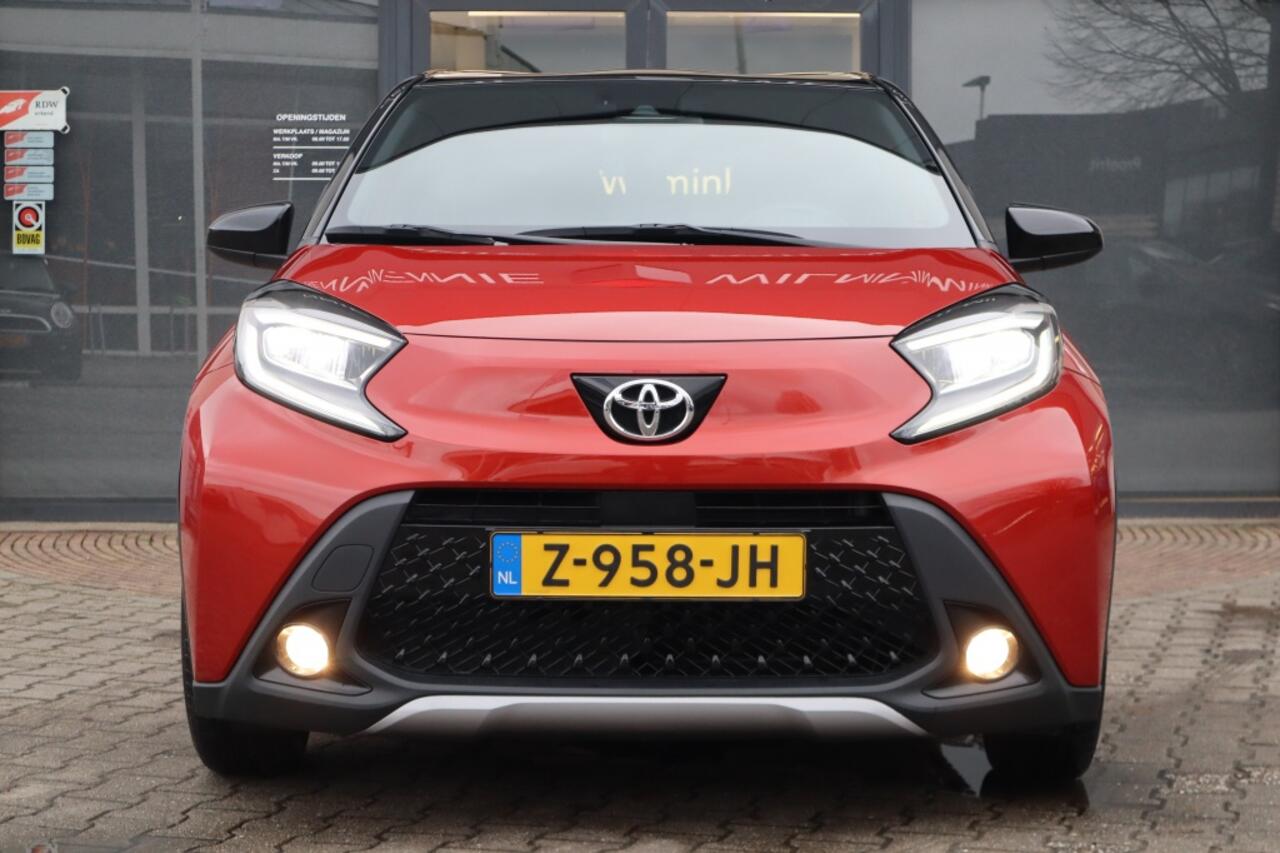 Toyota AYGO X 1.0 VVT-i S-CVT Envy Automaat Keyless | Camera | 18 inch