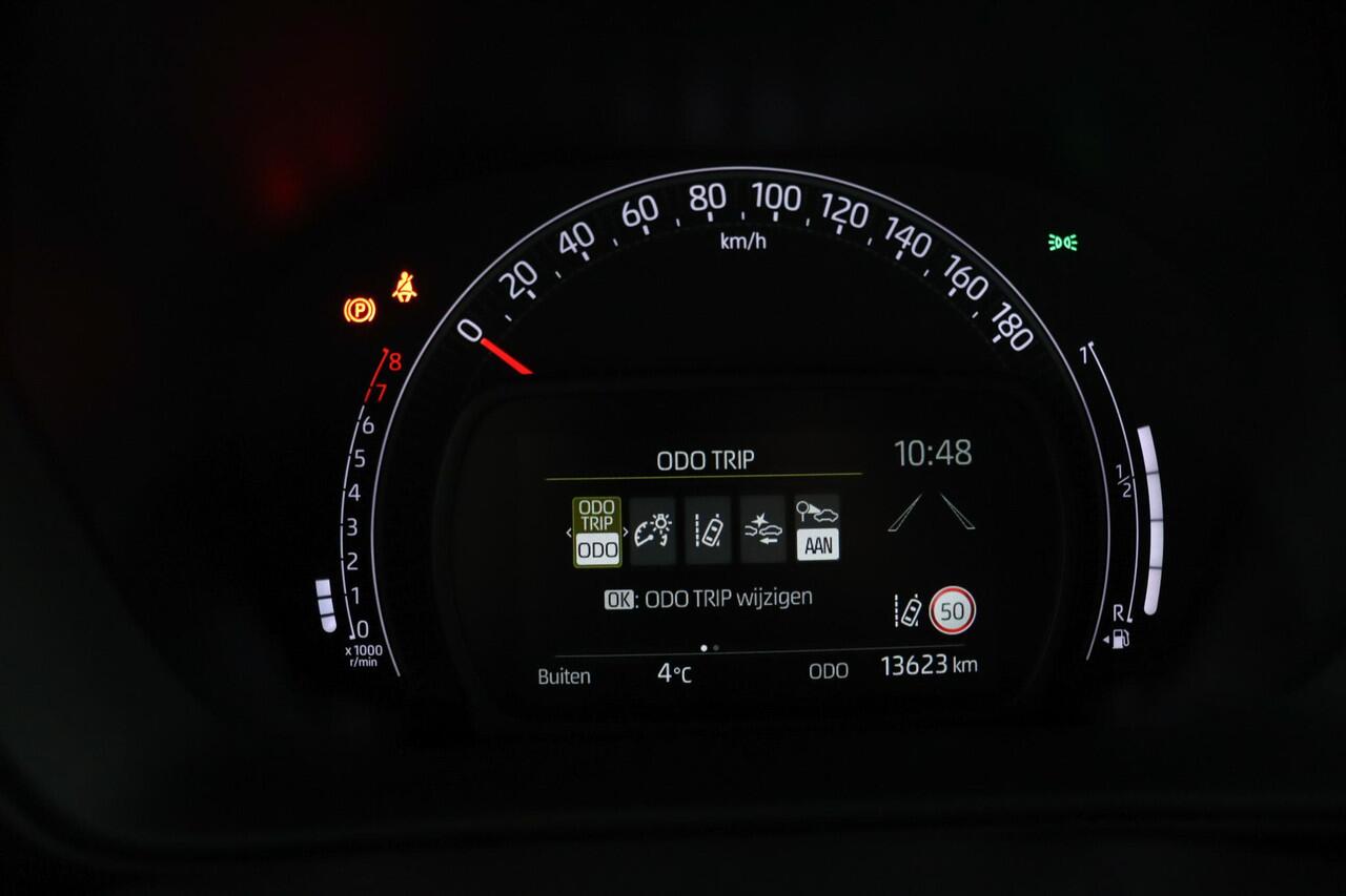 Toyota AYGO X 1.0 VVT-i MT Play | Apple carplay & Android auto | Parkeer camera | Cruise control |