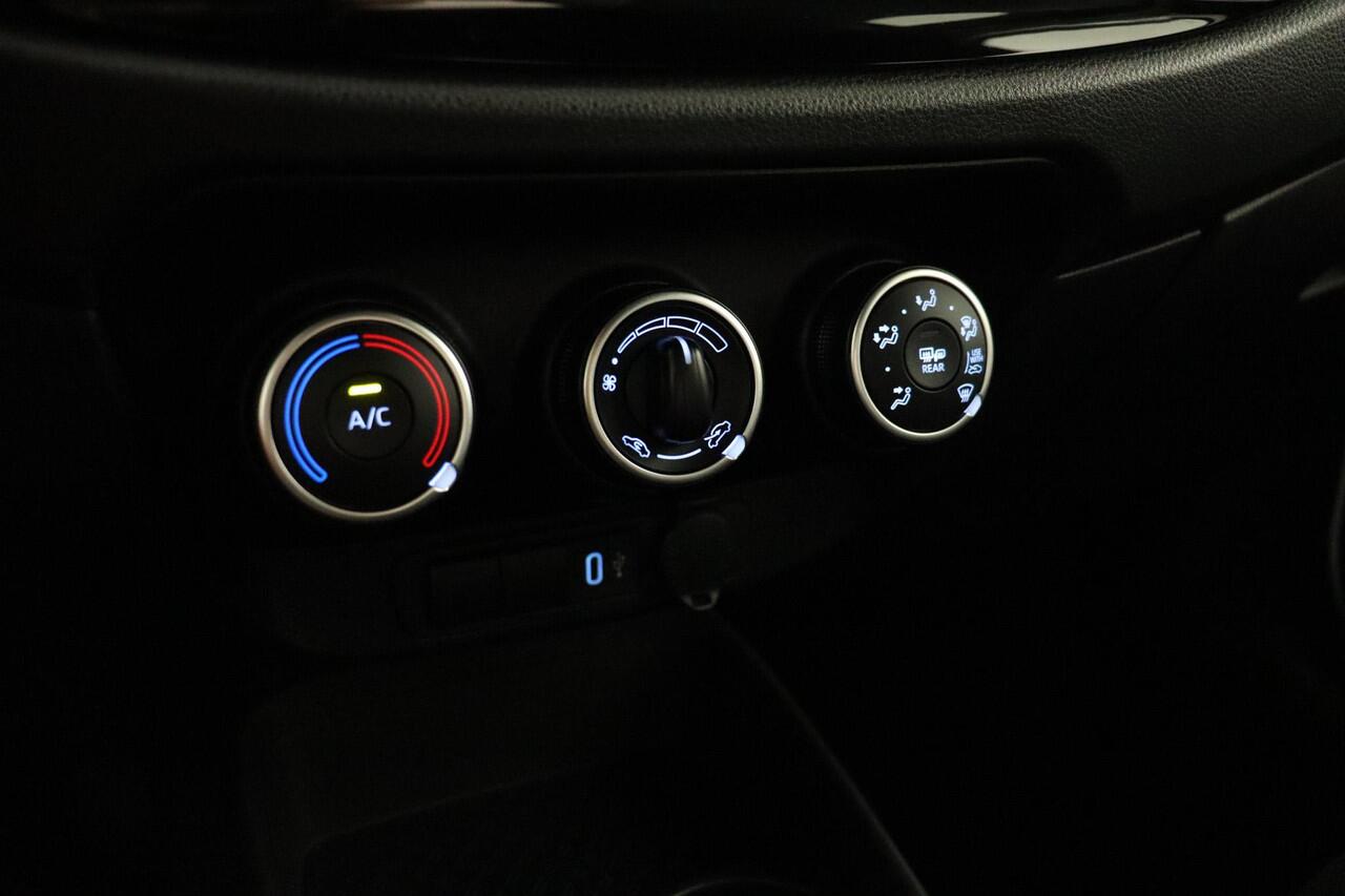 Toyota AYGO X 1.0 VVT-i MT Play | Apple Carplay/Android Auto | Achteruitrijcamera | Airco |