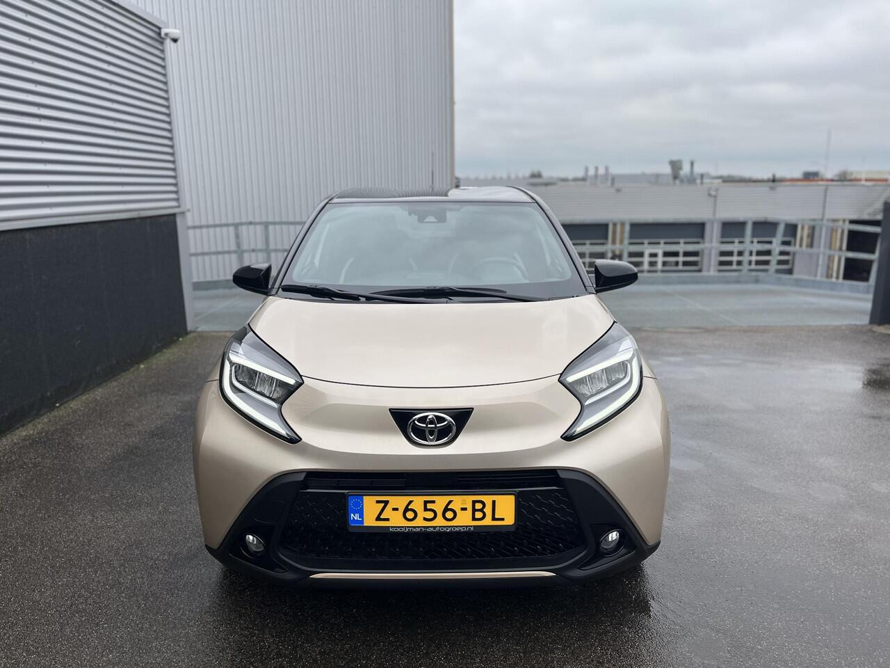 Toyota AYGO X 1.0 VVT-i S-CVT Automaat Pulse Nieuw geleverd, 1e eign. AppleCarPlay/AmdroidAuto, 18" LMV, Privacy glass, Climate control,Adaptieve Cruise control