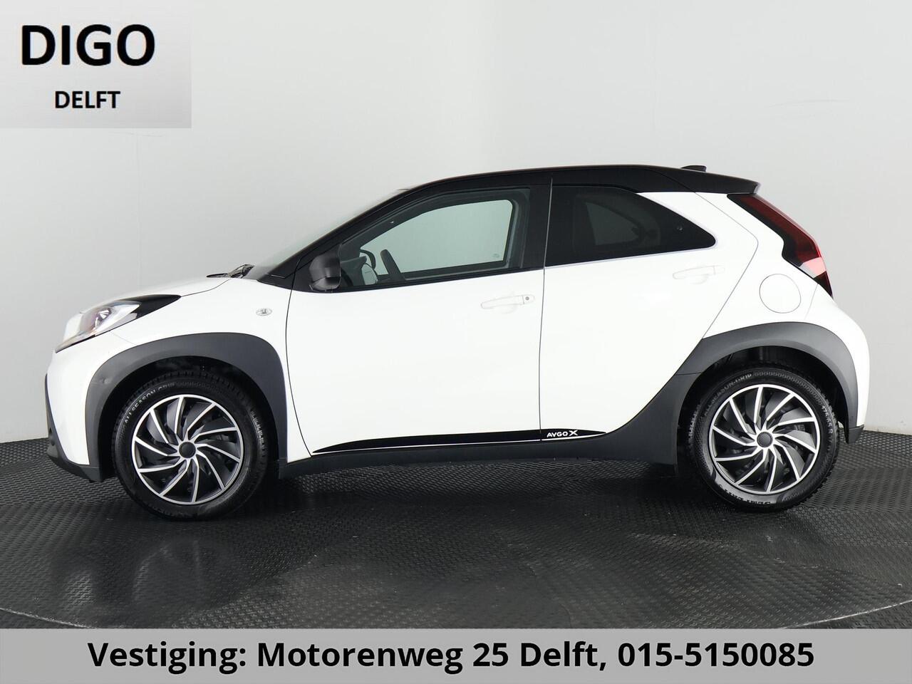 Toyota AYGO X VVT-i MT PLAY BLACK & WHITE 1e EIG GARANTIE 6-2034 CARPLAY NAVI.ADAPTIVE CRUISE.CAMERA