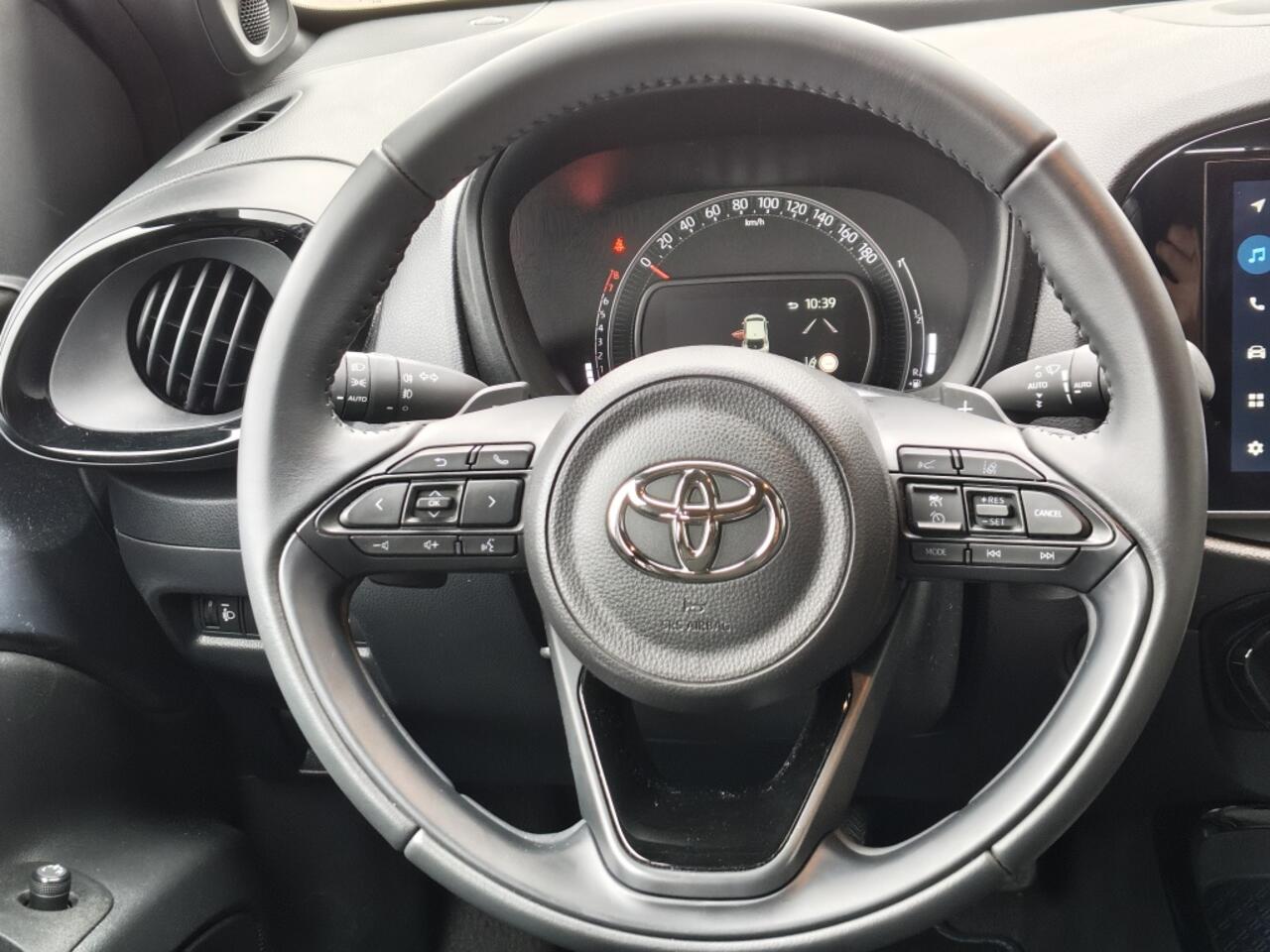 Toyota AYGO X 1.0 VVT-i S-CVT Premium | Parkeersensoren v/a | JBL |