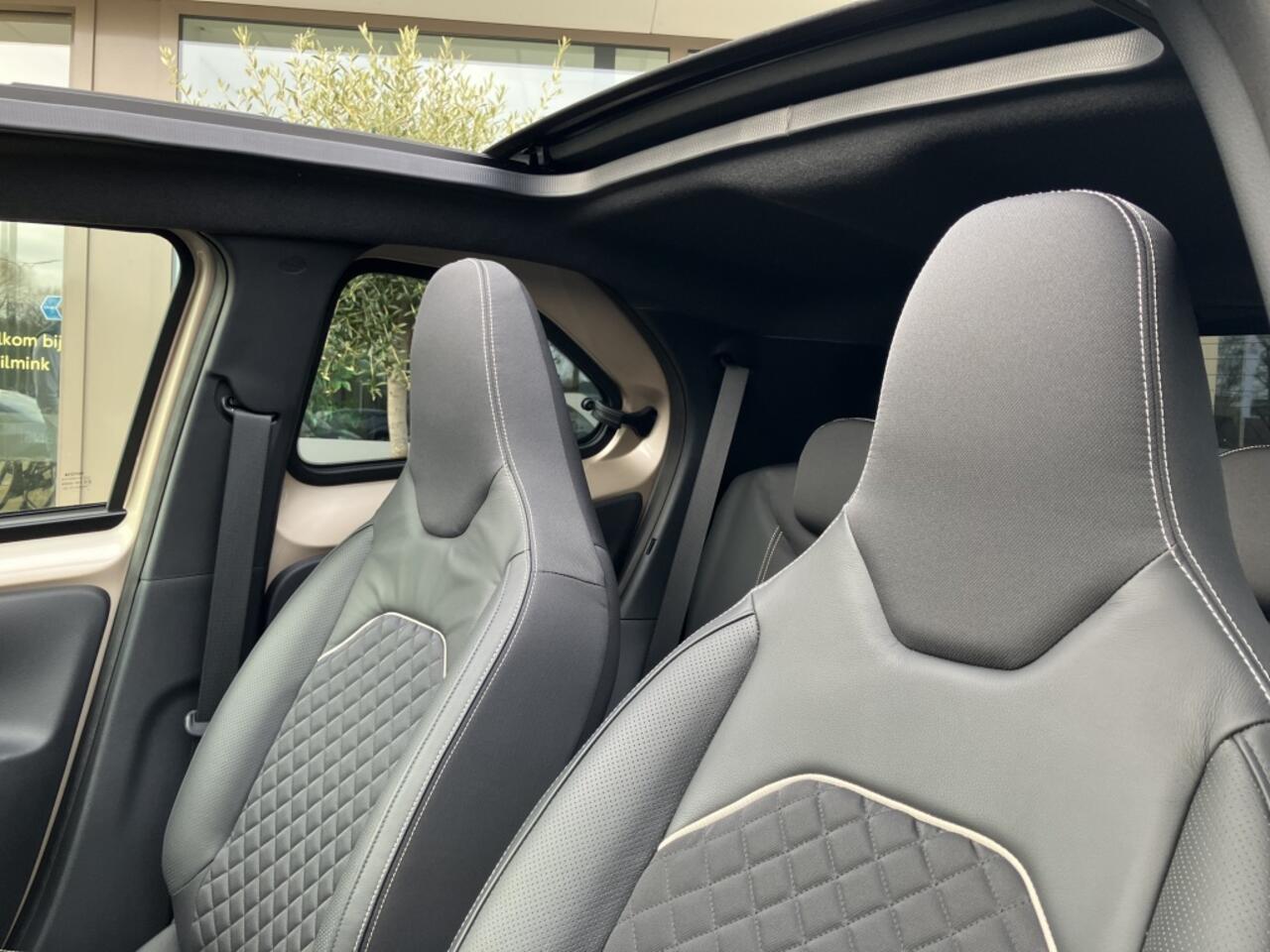 Toyota AYGO X 1.0 VVT-i MT Premium Cabrio | JBL | PDC v/a (12000km!!)