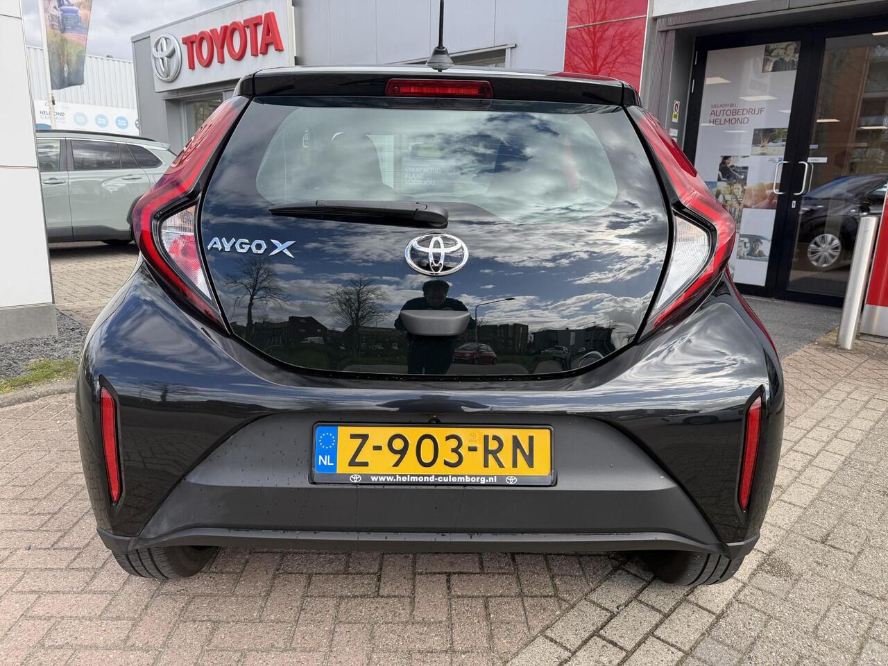 Toyota AYGO X 1.0 VVT-i S-CVT Play 1ste Eigenaar | Automaat | BTW