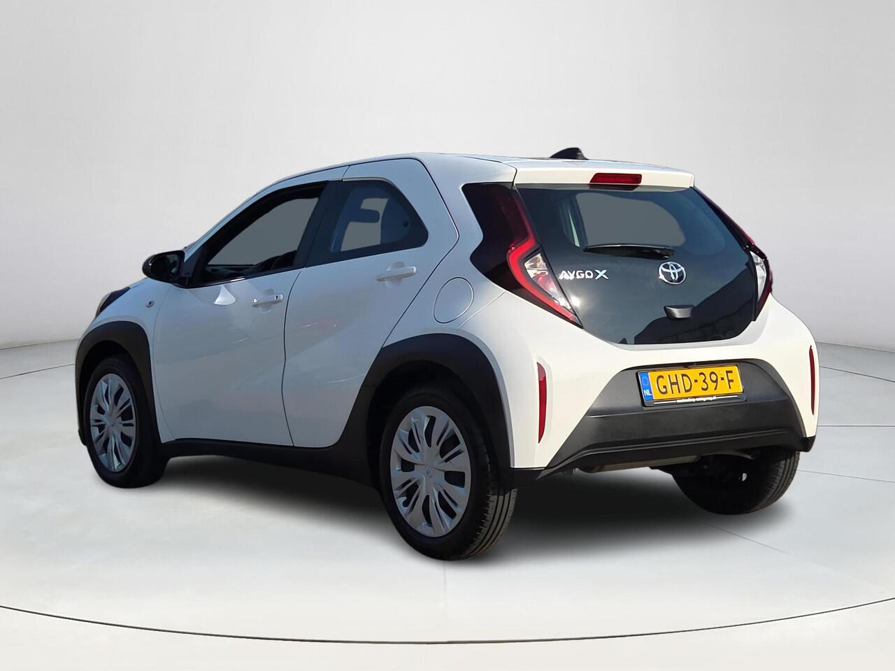 Toyota AYGO X 1.0 VVT-i MT Play | Apple CarPlay | Parkeercamera | Rijklaar incl. garantie |