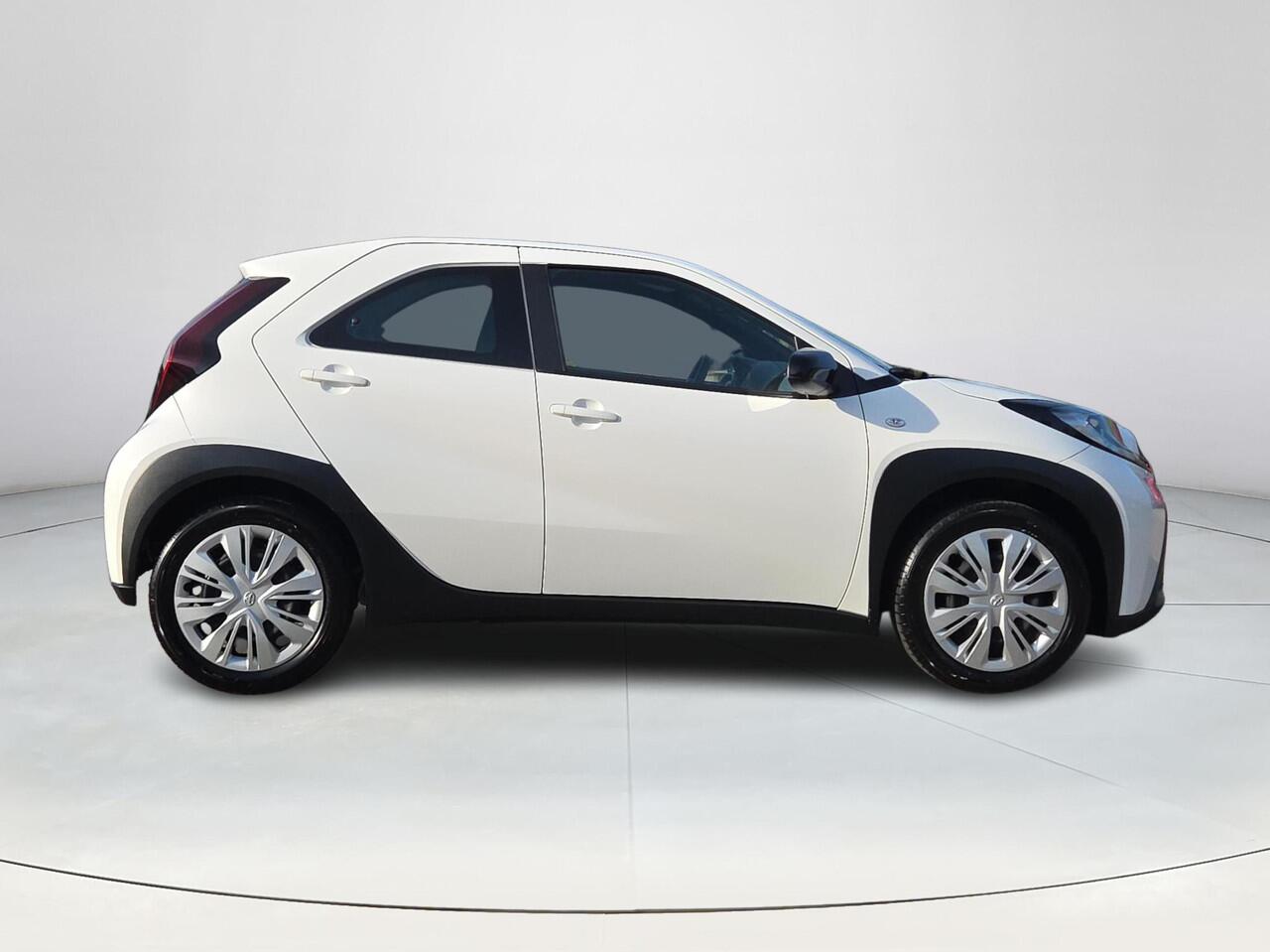 Toyota AYGO X 1.0 VVT-i MT Play | Apple CarPlay | Parkeercamera | Rijklaar incl. garantie |