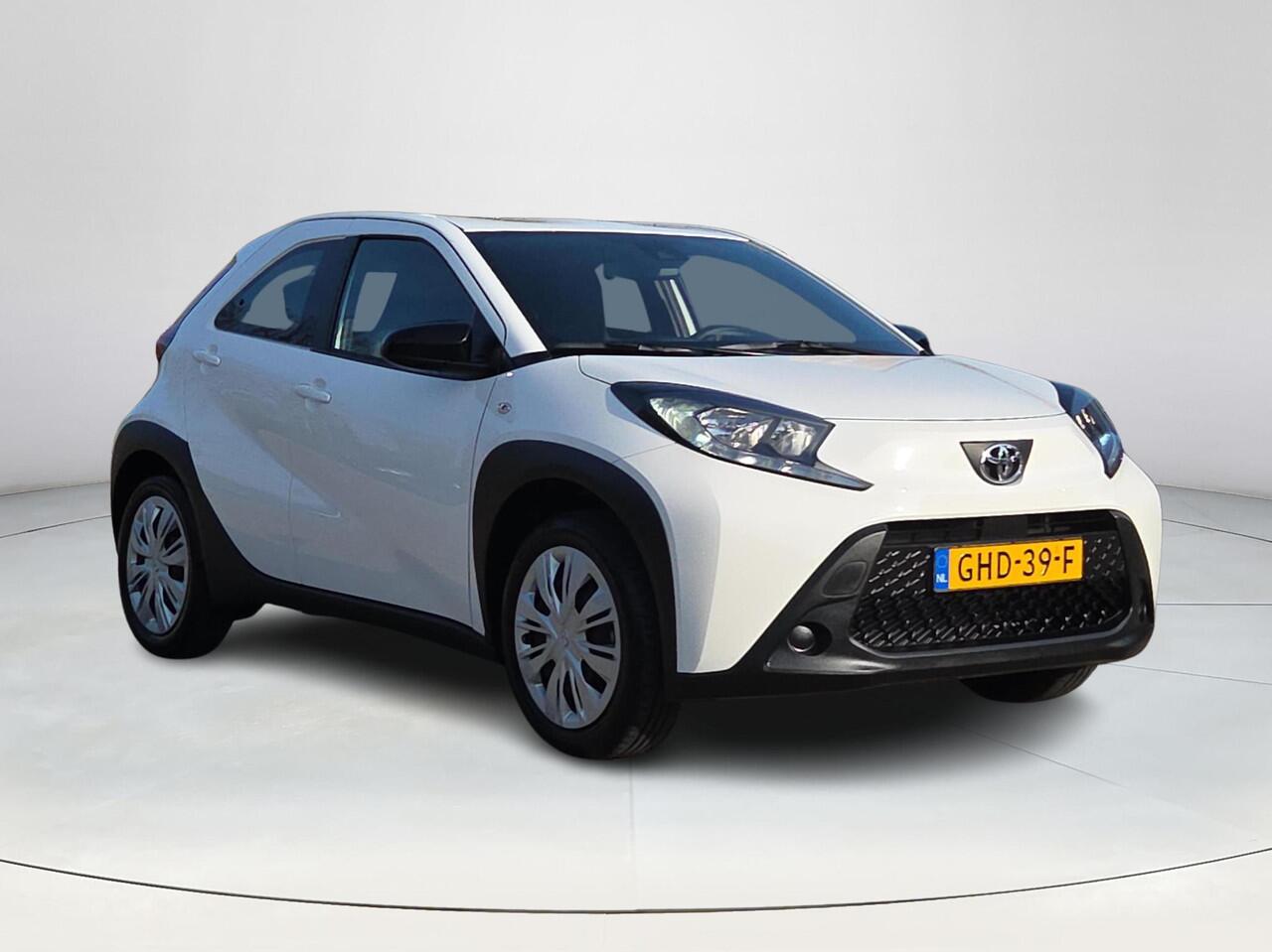 Toyota AYGO X 1.0 VVT-i MT Play | Apple CarPlay | Parkeercamera | Rijklaar incl. garantie |