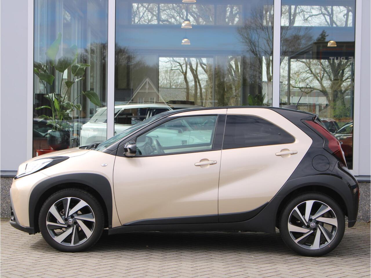 Toyota AYGO X 1.0 VVT-i Envy S-CVT Automaat Leder/Stof Bekleding, Cruise en Climate Control, Carplay/Android Auto