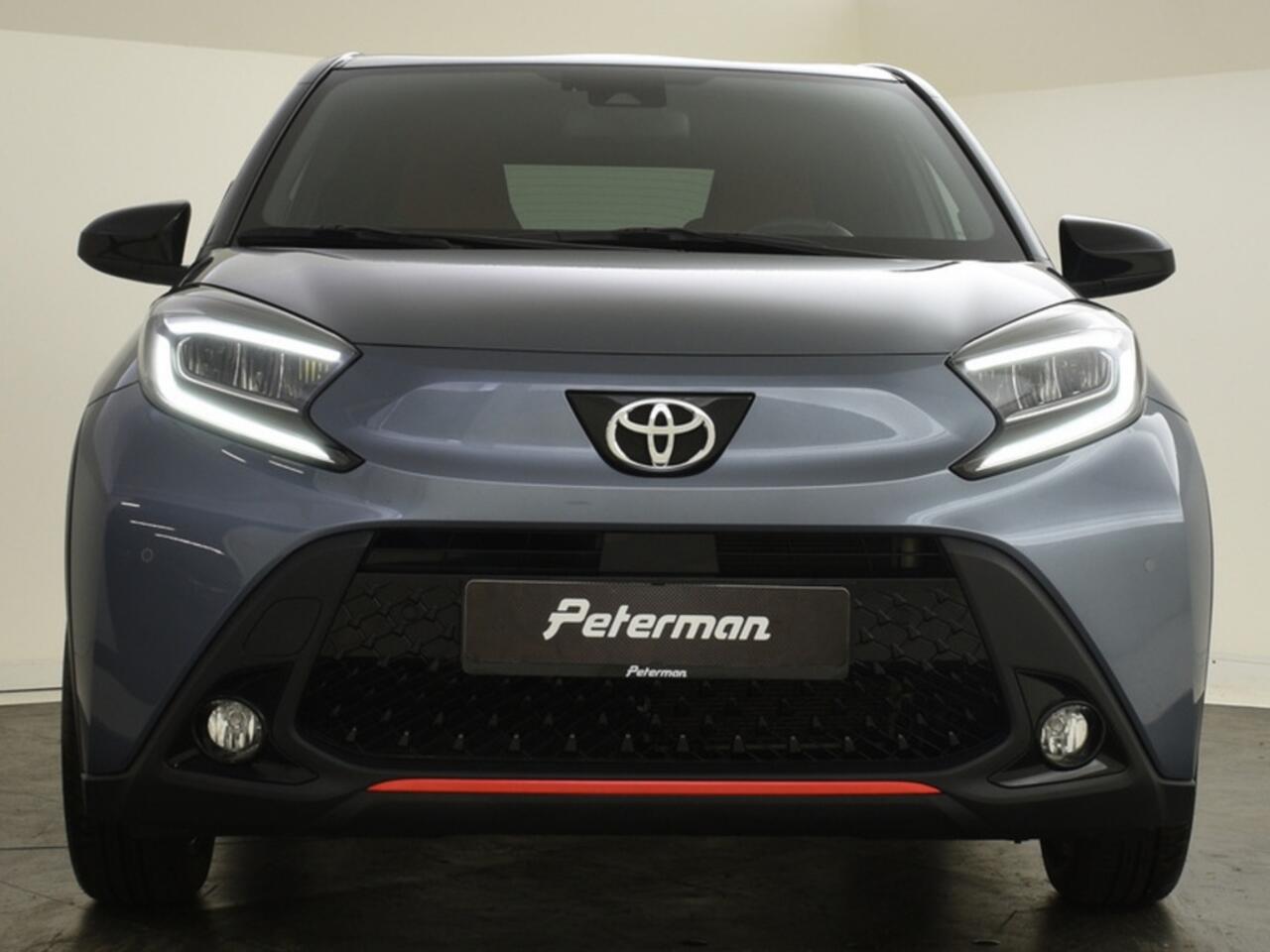 Toyota AYGO X 1.0 VVT-i MT Undercover | Full option | JBL | PDC V+A |