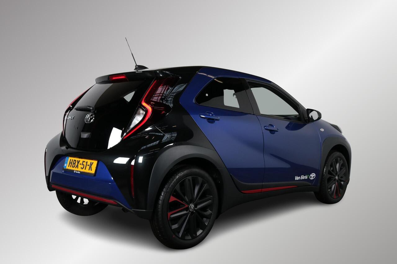 Toyota AYGO X 1.0 VVT-i Automaat Pulse met Design pack, Apple Carplay/Android Auto, Parkeercamera, 18" inch lm velgen!